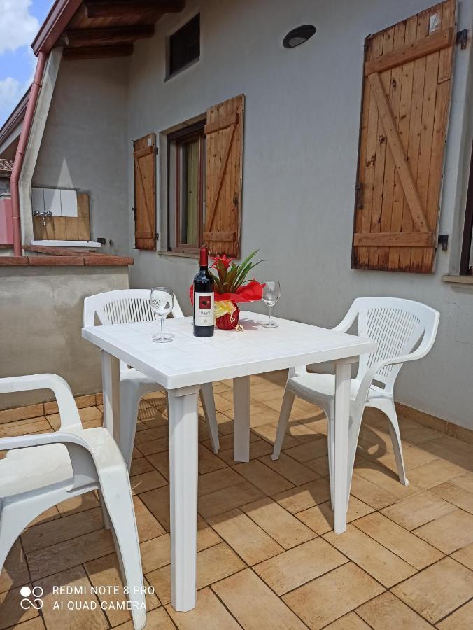 Nurachi Casa Cao Appartamento "L'Ulivo" מראה חיצוני תמונה